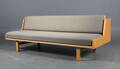 Hans. J. Wegner. Briks  sovesofa, stel af bøgetræ