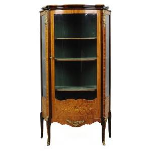 VITRINSKÅP, rokokostil 