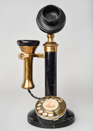 Telefon, England, 2. Hälfte 19. Jh. Diese Ware steht erneut zur Auktion unter der Warennummer rnrn4196550