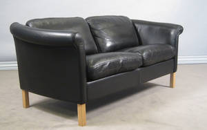 Mogens Hansen. To-pers. Sofa