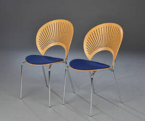 Nanna Ditzel. Par Trinidad stole, Lyst træ og blå uld 2 