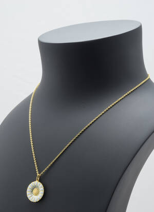 Georg Jensen, Daisy, halskæde med margueritvedhæng