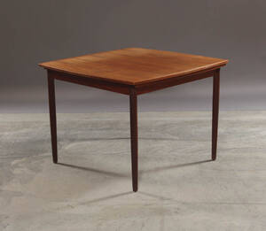 Spisebord med hollandsk udtræk, teak Denne vare er sat til omsalg under nyt varenummer 4622446