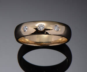 Brillantring af 14 kt guld, ca 0.12 ct