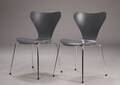 Arne Jacobsen. Par 7er spisestole, model 3137 2