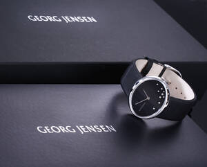 Vivianna Torun Bülow-Hübbe for Georg Jensen Vivianna. Dameur i stål med brillanter