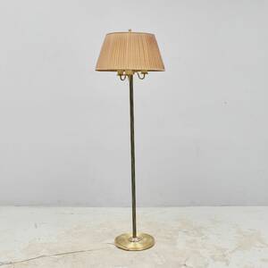 Golvlampa
