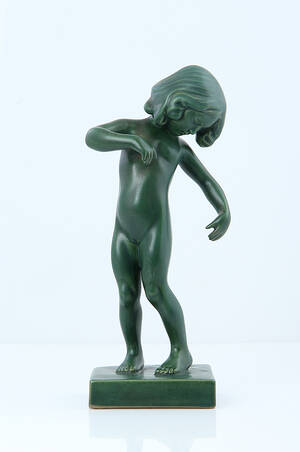 Kai Nielsen Venus Kalipygos Figur af grønglaseret lertøj,