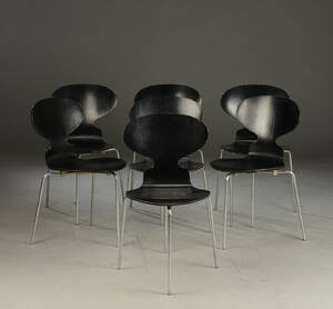 Arne Jacobsen. Syv stole Myren, model 3100 7