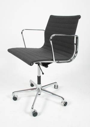Charles Eames ArmstolEA-105, grå hopsak uld, fempasfod på hjul