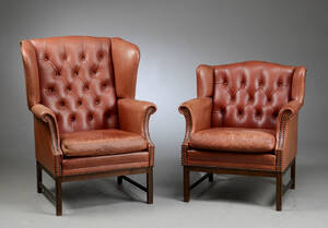 To lænestole af knapsyet læder 2