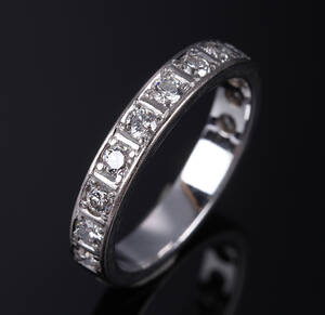 Alliancering i 18 kt. hvidguld, 0.36 ct.