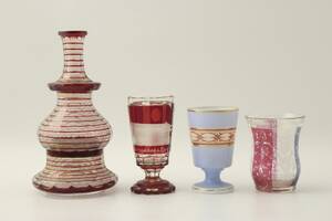 Glas, 4 delar