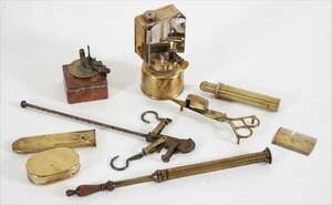 Metaller 9 delar, mestadels 1800-tal