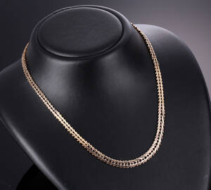 Jos. Kahn. Sildebenshalskæde af 8 kt. guld 