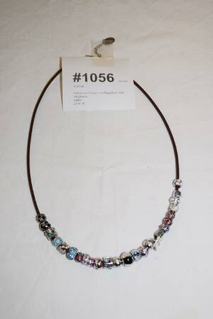 Halsband Zhiara i sterlingsilver med utbytbara pärlor