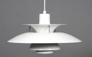 Poul Henningsen. PH5 pendel, hvid