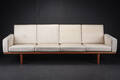 Hans J. Wegner. Fire-pers. sofa, model GE-2904