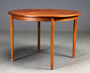 Cirkulært spisebord af teak med udtræk 2