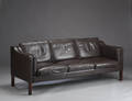 Dansk møbelproducent. Tre-pers sofa i læder