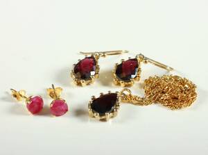 Smykkesæt med rubiner og granater 5