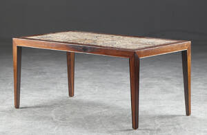 Haslev Møbler. Sofabord af palisander med fliser