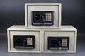 Rockfort Electronic Safe. Tre små pengeskabe  værdiskabe, model S-25E 3