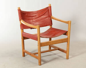 Dansk møbelproducent. Safaristol af eg.