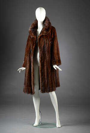 Pelskåbe af mahogny mink, str. 4244