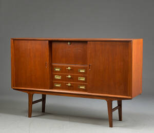 Skænk af teaktræ, 1950erne