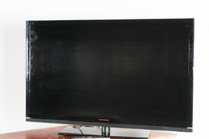 Grundig modell 46VLE7130BM med fjärrkontroll 2