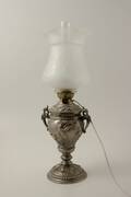 Bordsfotogenlampa