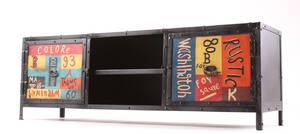 Lav skænk i Industrielt design