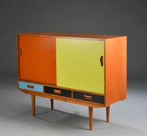 Dansk møbelproducent, skænk af teaktræ, 1960erne