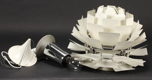 Poul Henningsen. Pendel Koglen Ø. 60