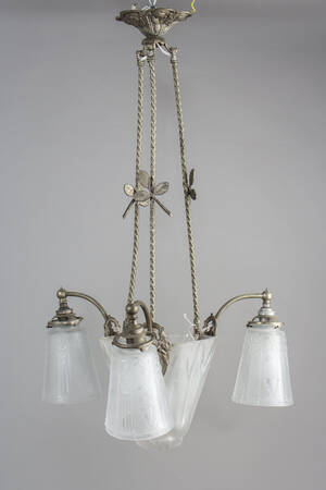 Deckenlampe, Milchglasschirme, Zinnfarbene