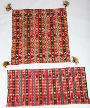 DUKAR, TVÅ ST, SYDSVERIGE, VARAV EN MED HÖRNTOFSAR, TIDIGT 1900-TAL, 113X113, RESP 143X65 CM