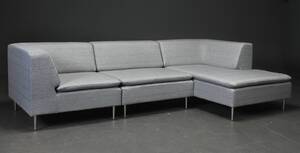 DAMM MODULSOFA betrukket med slidstærkt Light Grey møbelstof