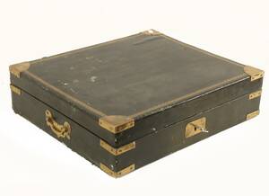 Bestickschatull, 181900-tal