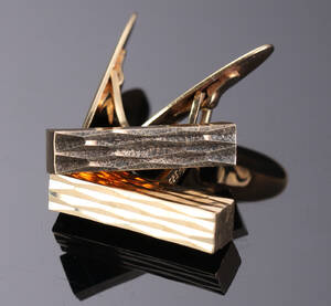 Par manchetknapper af 14 kt guld. 2