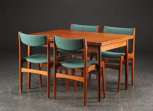 Farstrup mm. Spisebord af teaktræ samt fire stole 5