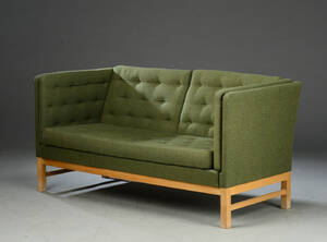  Erik Jørgensen. To-pers. sofa, model EJ 3152