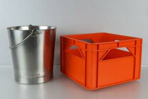 HINK, rostfritt stål, samt PLASTBACK