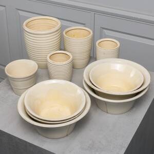 YTTERFODER, keramik, 13st