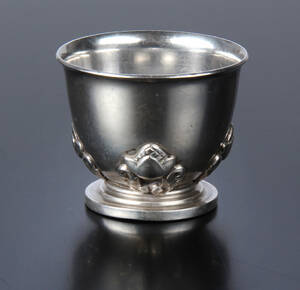 Georg Jensen. Konge æggebæger af sterlingsølv.