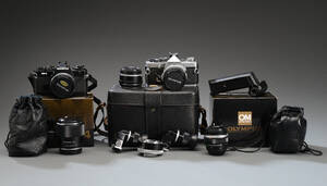 Olympus. Kamera, model OM-2, OM-4, 2 linser, Winder 2 5