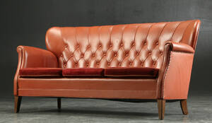 To-pers. sofa, 1900-tallets midte  Denne vare er sat til omsalg under nyt varenummer 4212844