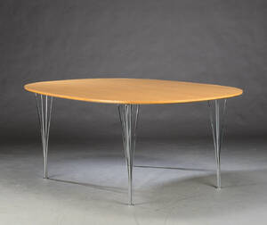 Piet Hein. Super Ellipse spisebord, plade af lakeret bøg Denne vare er sat til omsalg under nyt varenummer 4436826