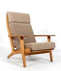H. J. Wegner. Højrygget lænestol, model GE-290A  