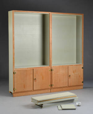 Børge Mogensen  Grethe Meyer. To skabe fra serien Boligens Byggeskabe, oregon pine og teak. 2 